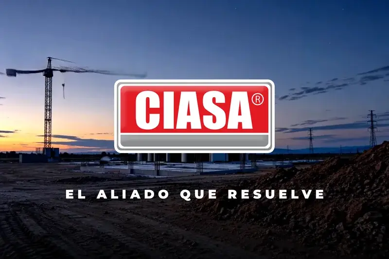 Logo de CIASA sobre una obra al atardecer, con el lema «El aliado que resuelve»
